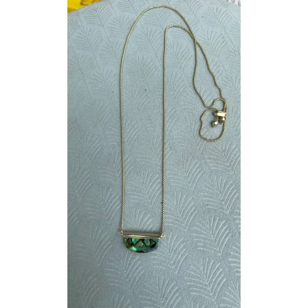 NWOT Kendra Scott Dean Necklace in Abalone Shell $ 65.00
